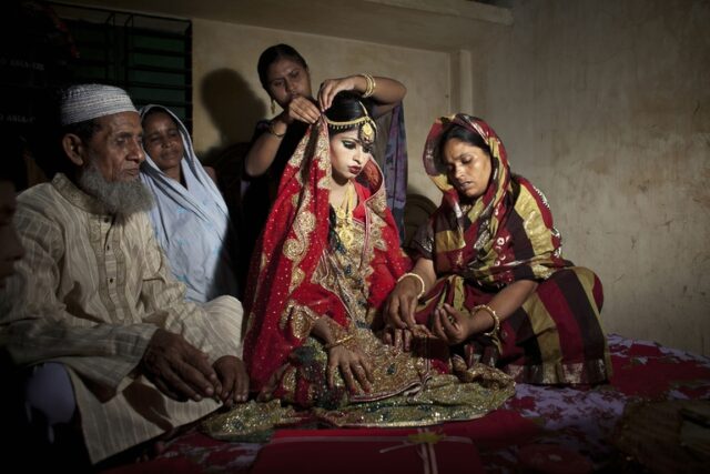 Come l’emergenza climatica sta facendo aumentare le spose bambine