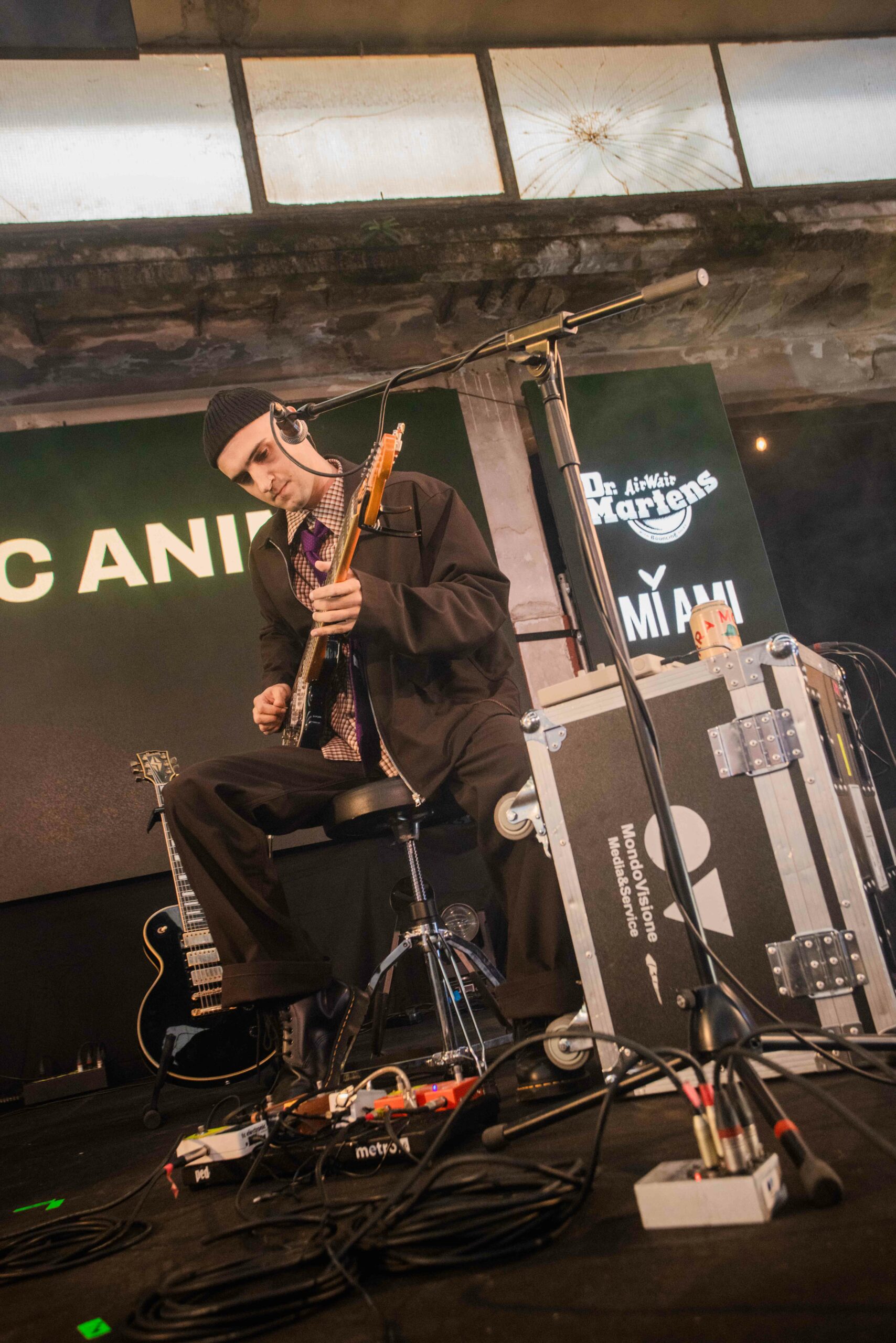 Luca Galizia, in arte Generic Animal, suona in anteprima "Il canto dell'asino" al Dr Martens Day by MI AMI, il 12 ottobre 2024