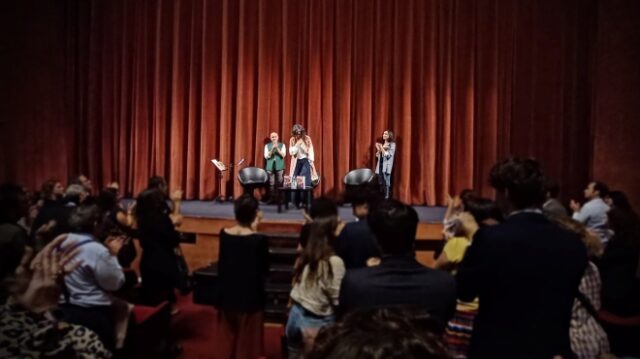 Grande partecipazione al Teatro Quirino per “Quando il mondo dorme” di Francesca Albanese