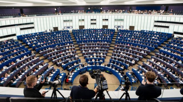 Manca (per ora) l’accordo sul progetto di legge europeo “Chat Control”